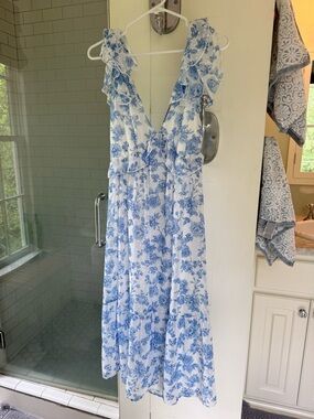 Blue and White Floral Midi dress NWT